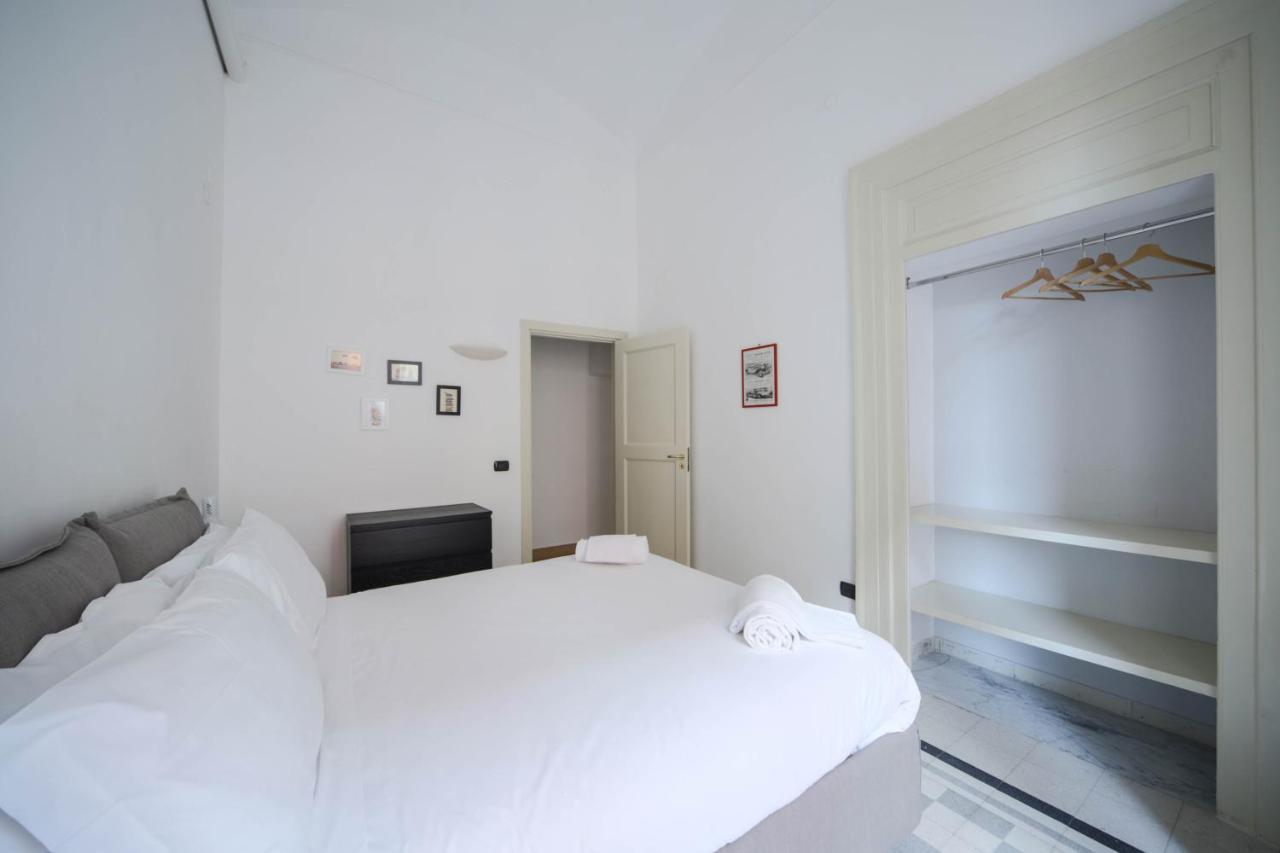 Casa Dante - Historic Apartment In The Perfect Naples Location ภายนอก รูปภาพ